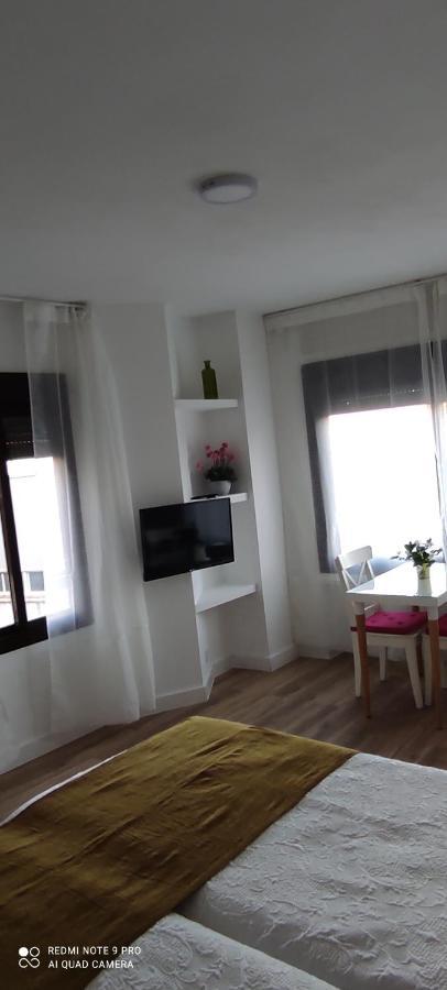 Catedral Apartment Seville Luaran gambar