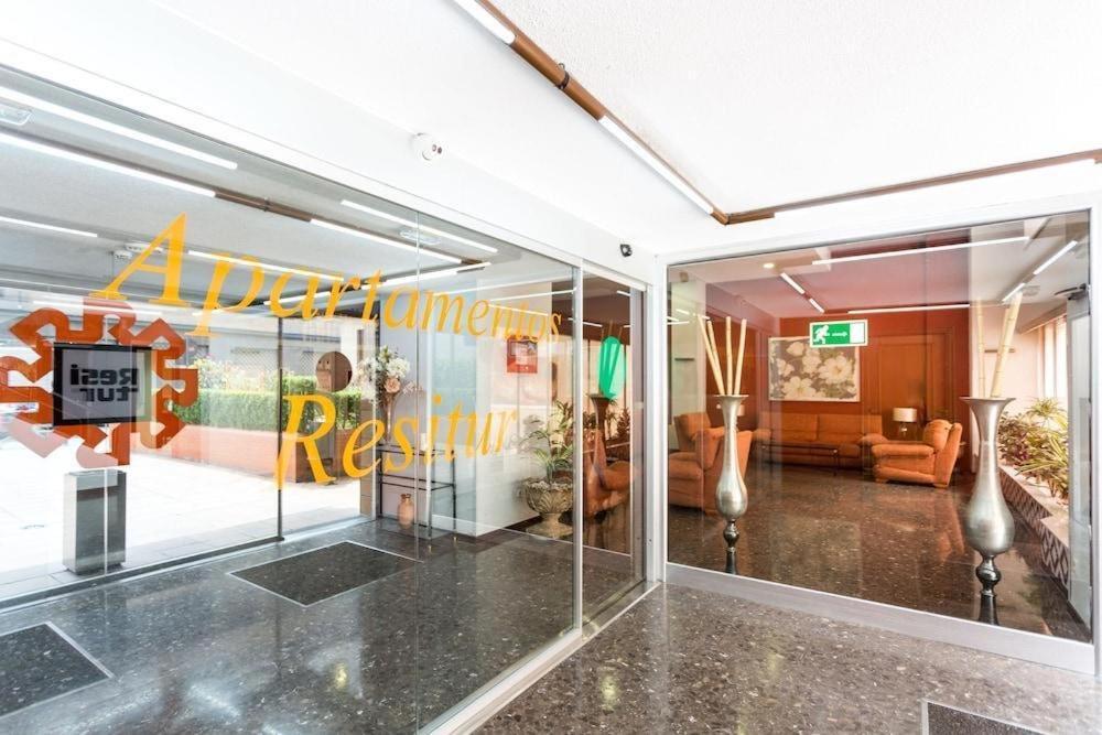 Catedral Apartment Seville Luaran gambar